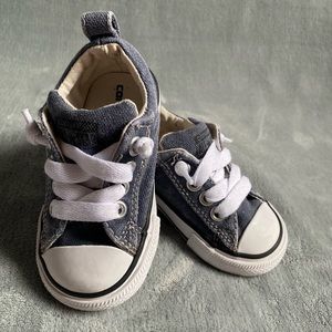 Converse toddler sz 5
